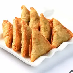 سمبوسة دجاج مقلي